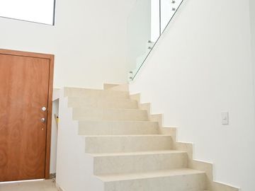 Casa disponiblre en Quintas la Cima
