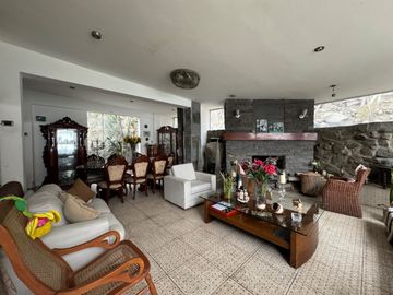 Remato Oportunidad de Inversión, Casa en Urb. Las Lagunas, La Molina