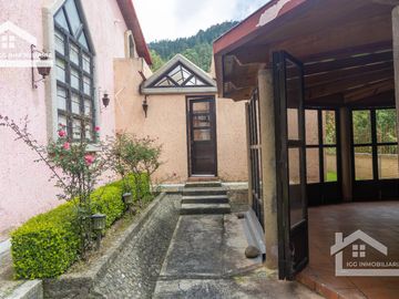 CASA EN VENTA EN MINERAL DEL CHICO A LA ENTRADA DEL PUEBLO EXCELENTE UBICACIÓN