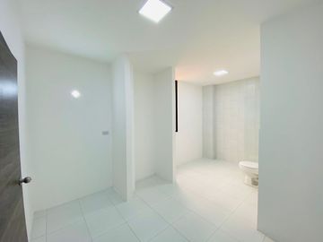 ‼️ BAJAMOS EL PRECIO ‼️ VENDO HERMOSA CASA DENTRO DE URBANIZACIÓN, PRECIO DE OPORTUNIDAD