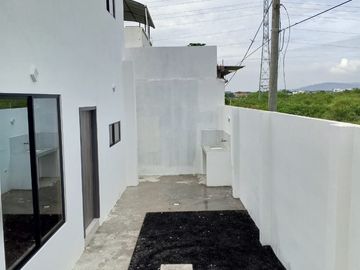 ‼️ BAJAMOS EL PRECIO ‼️ VENDO HERMOSA CASA DENTRO DE URBANIZACIÓN, PRECIO DE OPORTUNIDAD