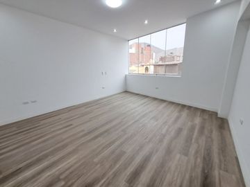 No Paga Alcabala! Venta de Departamento de Estreno Tres Dormitorios en Mayorazgo – Ate, Límite con La Molina