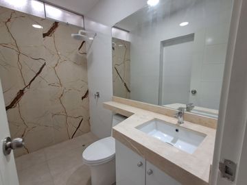 No Paga Alcabala! Venta de Departamento de Estreno Tres Dormitorios en Mayorazgo – Ate, Límite con La Molina