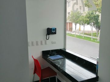 No Paga Alcabala! Venta de Departamento de Estreno Tres Dormitorios en Mayorazgo – Ate, Límite con La Molina