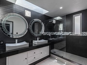 CASA EN VENTA EN CUERNAVACA NORTE CON ACCESO CONTROLADO.
