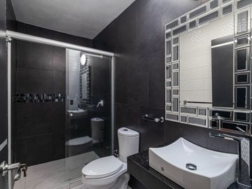 CASA EN VENTA EN CUERNAVACA NORTE CON ACCESO CONTROLADO.