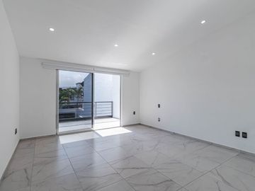 CASA EN VENTA EN CUERNAVACA NORTE CON ACCESO CONTROLADO.
