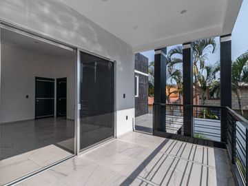 CASA EN VENTA EN CUERNAVACA NORTE CON ACCESO CONTROLADO.