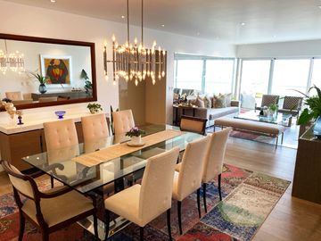 Venta de Departamento Vista al Mar, 3 Dormitorios, Cochera en Malecón Armendáriz, Miraflores - Miraflores