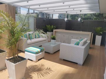 Venta de Departamento Vista al Mar, 3 Dormitorios, Cochera en Malecón Armendáriz, Miraflores - Miraflores