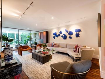 PRECIOSA CASA REMODELADA Y DISEÑADA POR ARQ. VERA VELARDE
