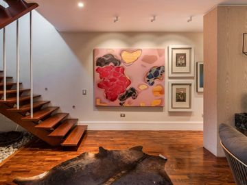 PRECIOSA CASA REMODELADA Y DISEÑADA POR ARQ. VERA VELARDE
