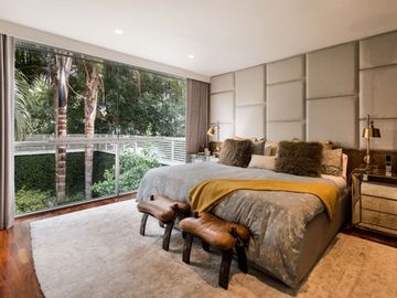 PRECIOSA CASA REMODELADA Y DISEÑADA POR ARQ. VERA VELARDE