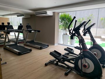 Venta de Departamento en Barranco, 1 Dormitorio, 1 Estacionamiento, Límite con Miraflores