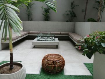 Venta de Departamento en Barranco, 1 Dormitorio, 1 Estacionamiento, Límite con Miraflores