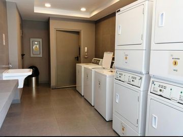 Venta de Departamento en Barranco, 1 Dormitorio, 1 Estacionamiento, Límite con Miraflores