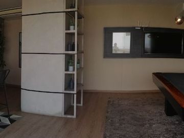 Venta de Departamento en Barranco, 1 Dormitorio, 1 Estacionamiento, Límite con Miraflores