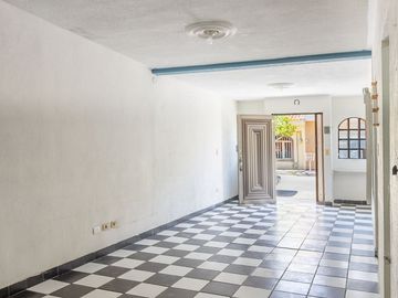 Casa en Venta, Fracc. Roma. Torreón, Coahuila