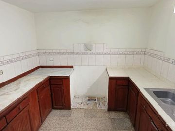 VENTA DE CASA  5 DORM. URB. SAN GERMAN- SMP