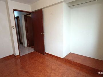VENTA DE CASA  5 DORM. URB. SAN GERMAN- SMP