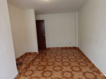 VENTA DE CASA  5 DORM. URB. SAN GERMAN- SMP