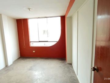 VENTA DE CASA  5 DORM. URB. SAN GERMAN- SMP