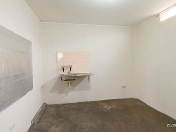 VENTA DE CASA  5 DORM. URB. SAN GERMAN- SMP