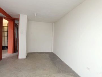VENTA DE CASA  5 DORM. URB. SAN GERMAN- SMP