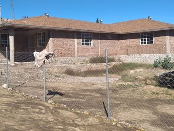 CASA EN VENTA EN TECATE, 500 m² De Terreno, 4 Recámaras.