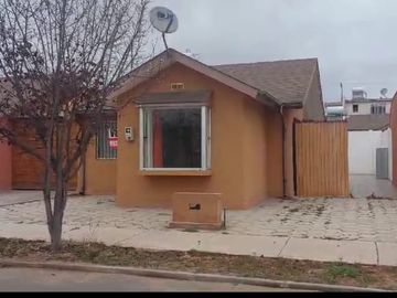 Se vende casa 3 dormitorios 1 baño