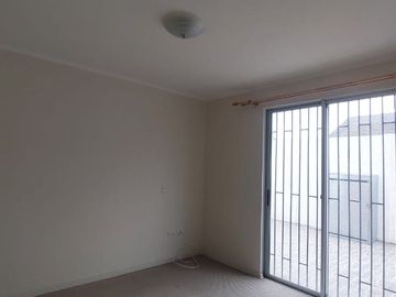 Se vende casa 3 dormitorios 1 baño