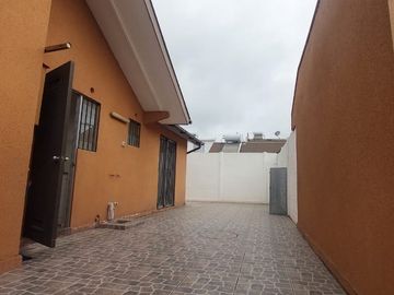 Se vende casa 3 dormitorios 1 baño