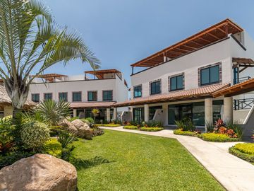 CASA EN VENTA A 15MIN DE CUERNAVACA CON ALBERCA Y PALAPA