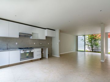 DEPARTAMENTO DE DOS RECAMARAS, DOS BAÑOS, DOS LUGARES DE ESTACIONAMIENTO Y JARDIN DE 80 M2, A UNOS MINUTOS DE SANTA FE