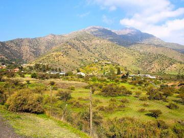 VENDE HERMOSO TERRENO EN CARPAY EN LA REINA ALTA, 10.400 M2. EXCELENTE VISTA Y MUCHA TRANQUILIDAD