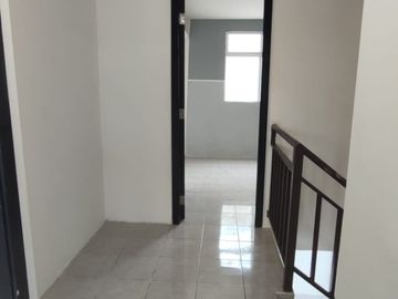 Oportunidad !! Vendo Casa Esquinera en Urb. Villa Bonita