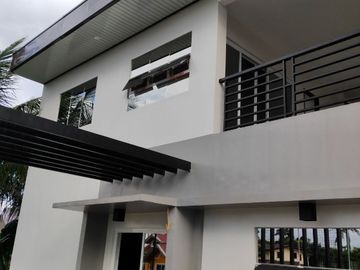 HOUSE AND LOT LIGAYA DRIVE TAGAYTAY