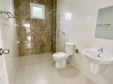 2 Storey House for sale in Hang Dong