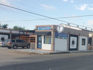 plaza Ehui