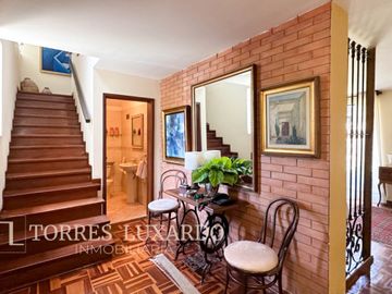 VENTA DE HERMOSA CASA DE 02 PLANTAS CON 04 HABITACIONES EN SURCO