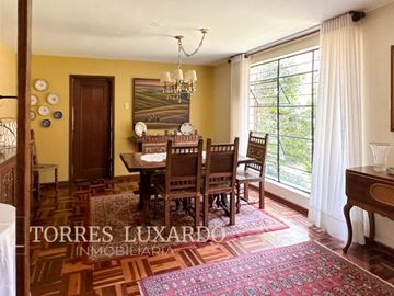 VENTA DE HERMOSA CASA DE 02 PLANTAS CON 04 HABITACIONES EN SURCO