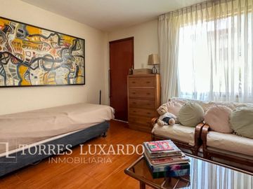 VENTA DE HERMOSA CASA DE 02 PLANTAS CON 04 HABITACIONES EN SURCO