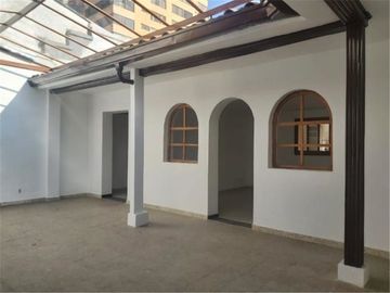 VENTA CASA EN EL CENTRO DE TUNJA, OFICINAS, TUNJA