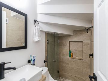 CASA EN VENTA CON JACUZZI Y ALBERCA AL SUR DE CUERNAVACA