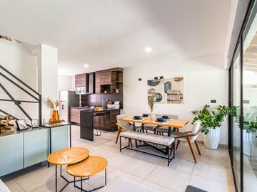 CASA EN VENTA CON JACUZZI Y ALBERCA AL SUR DE CUERNAVACA
