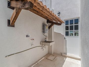 CASA EN VENTA CON PALAPA CON ASADOR Y ALBERCA AL SUR DE CUERNAVACA