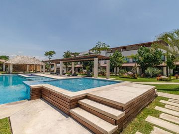 CASA EN VENTA CON PALAPA CON ASADOR Y ALBERCA AL SUR DE CUERNAVACA