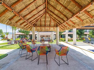 CASA EN VENTA CON PALAPA CON ASADOR Y ALBERCA AL SUR DE CUERNAVACA
