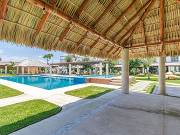 CASA EN VENTA CON PALAPA CON ASADOR Y ALBERCA AL SUR DE CUERNAVACA