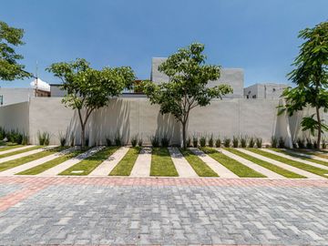 CASA EN VENTA CON PALAPA CON ASADOR Y ALBERCA AL SUR DE CUERNAVACA